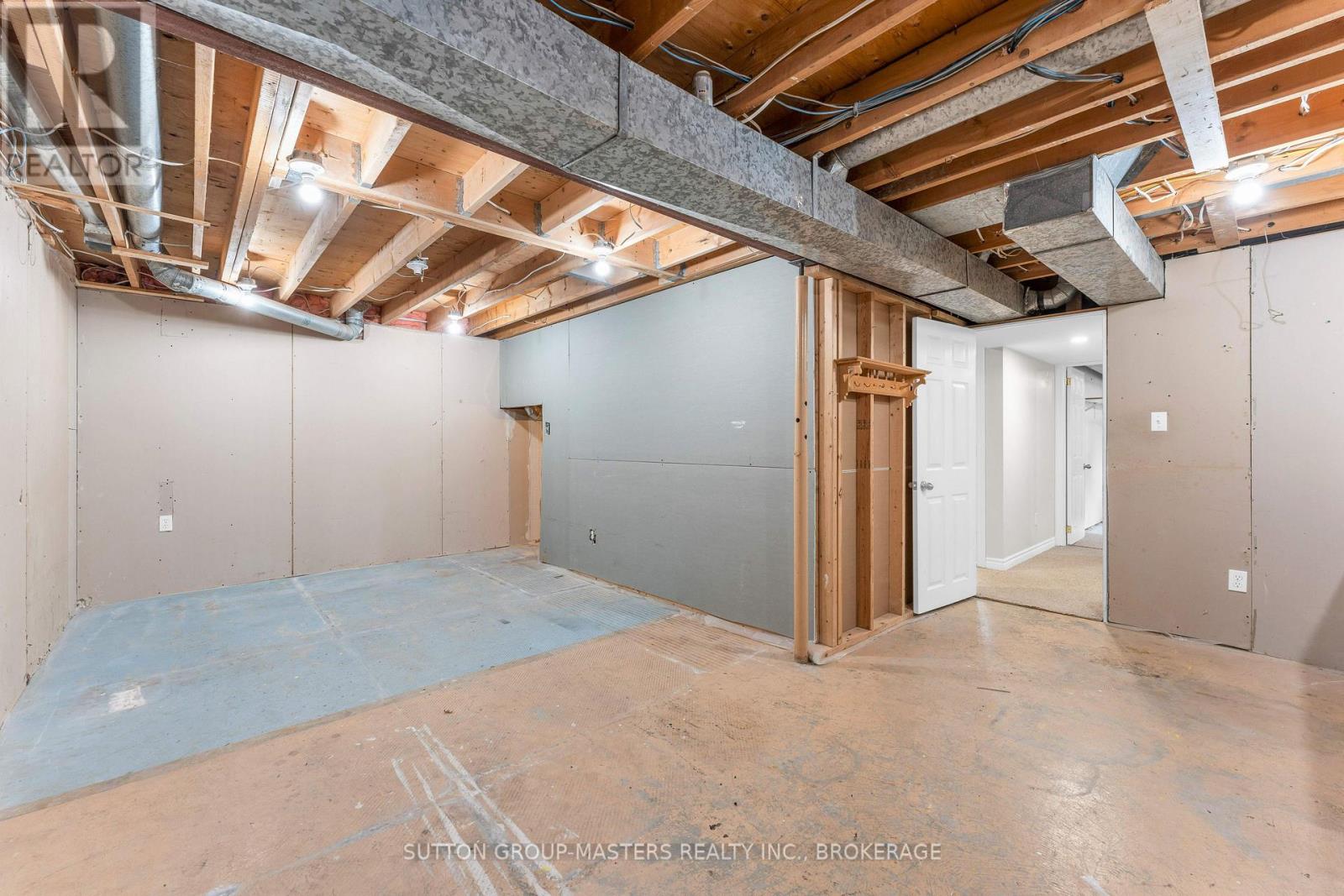 863 PEMBRIDGE CRESCENT - Image 38