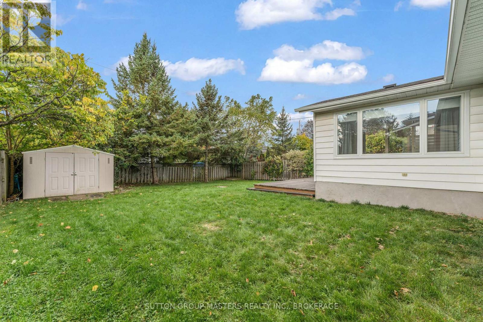 863 PEMBRIDGE CRESCENT - 45