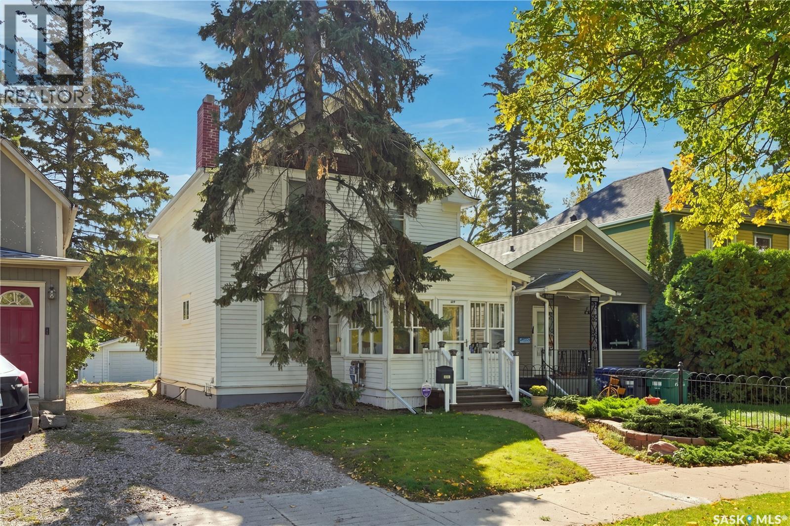 517 Rusholme ROAD, Saskatoon — photo 2