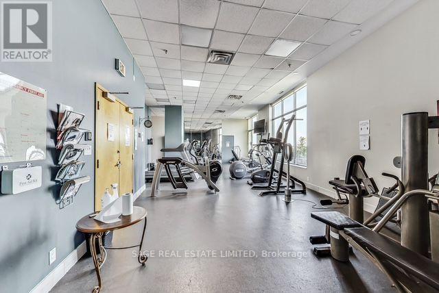 700 King Street West — photo 27