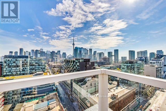 700 King Street West — photo 23