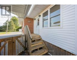 Bedroom 3 - 18235 Rene Street, South Glengarry, ON K0C2J0 Photo 8
