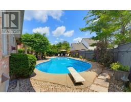 56 Windrush Trail, Kitchener, ON N2P2A8 Photo 24
