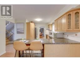 Bedroom 2 - 6100 Wabukayne Court, Mississauga, ON L5N2B2 Photo 6
