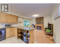 6100 Wabukayne Court, Mississauga, ON L5N2B2 Photo 9