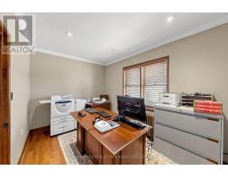 298 Lakeshore Road E, Mississauga, ON L5G1H2 Photo 22