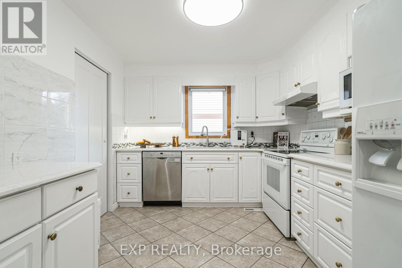 1237 CEDARCROFT CRESCENT - Image 13