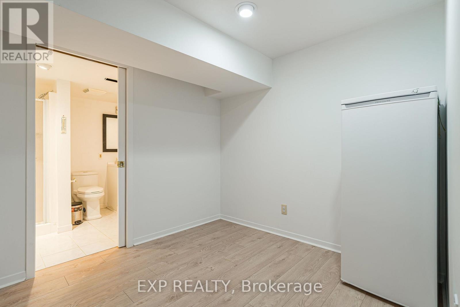 1237 CEDARCROFT CRESCENT - Image 30