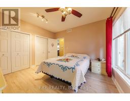 1496 Queensdale Avenue, Ottawa, ON K1T4G3 Photo 11