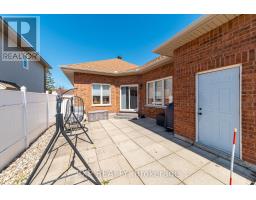 1496 Queensdale Avenue, Ottawa, ON K1T4G3 Photo 24