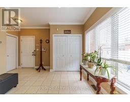 1496 Queensdale Avenue, Ottawa, ON K1T4G3 Photo 6