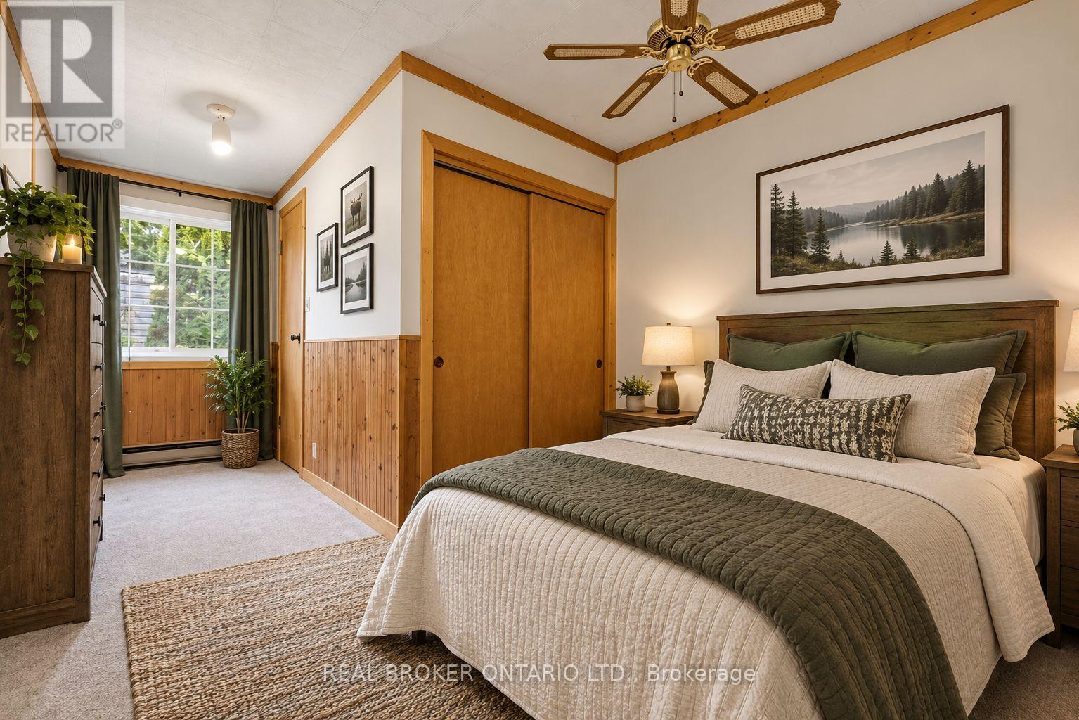 800 PINEGROVE CRESCENT - 17