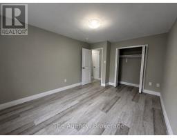 302 - 45 Paisley Boulevard W, Mississauga, ON L5B1E4 Photo 13