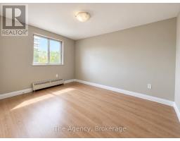 305 - 45 Paisley Boulevard W, Mississauga, ON L5B1E4 Photo 9