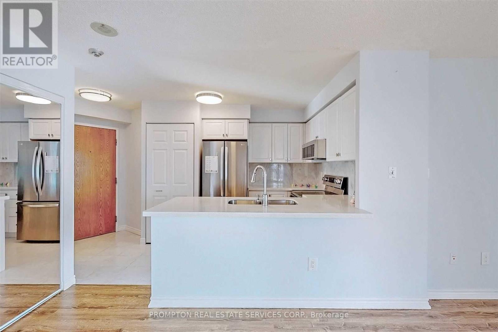 7 Lorraine Drive — photo 10