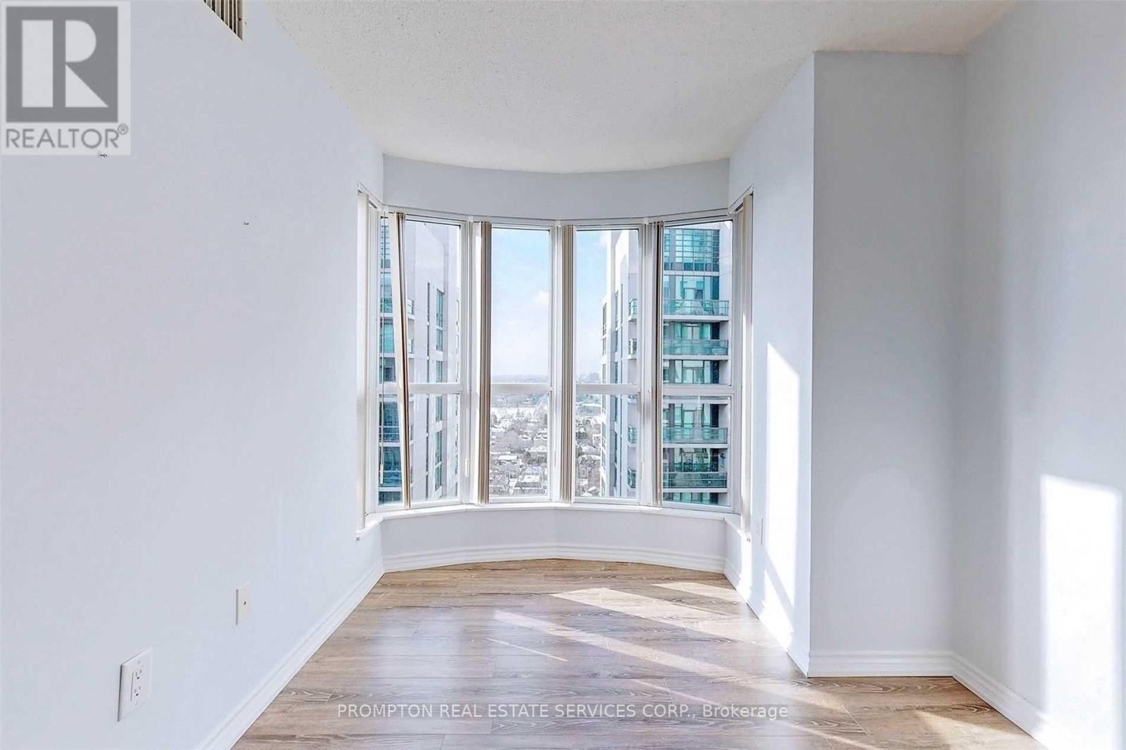 7 Lorraine Drive — photo 24
