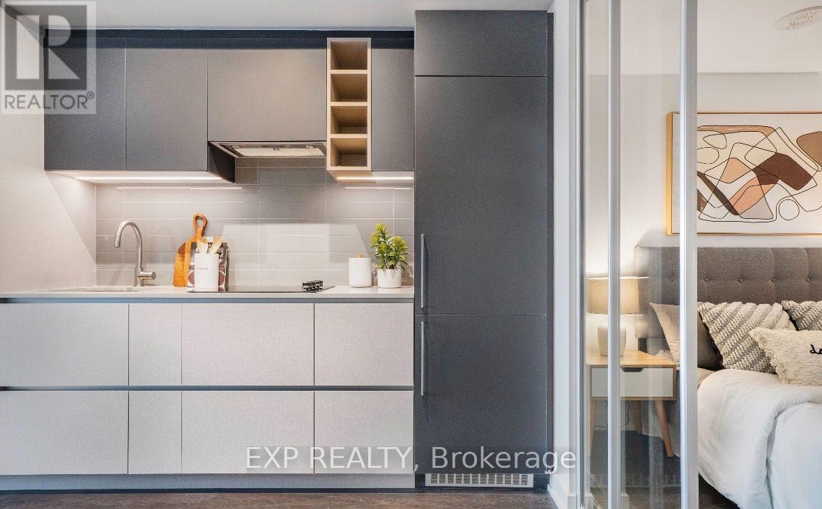 319 Jarvis Street — photo 11