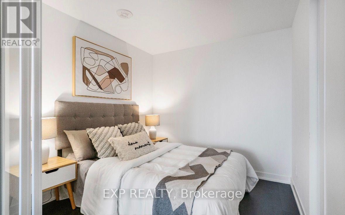319 Jarvis Street — photo 17