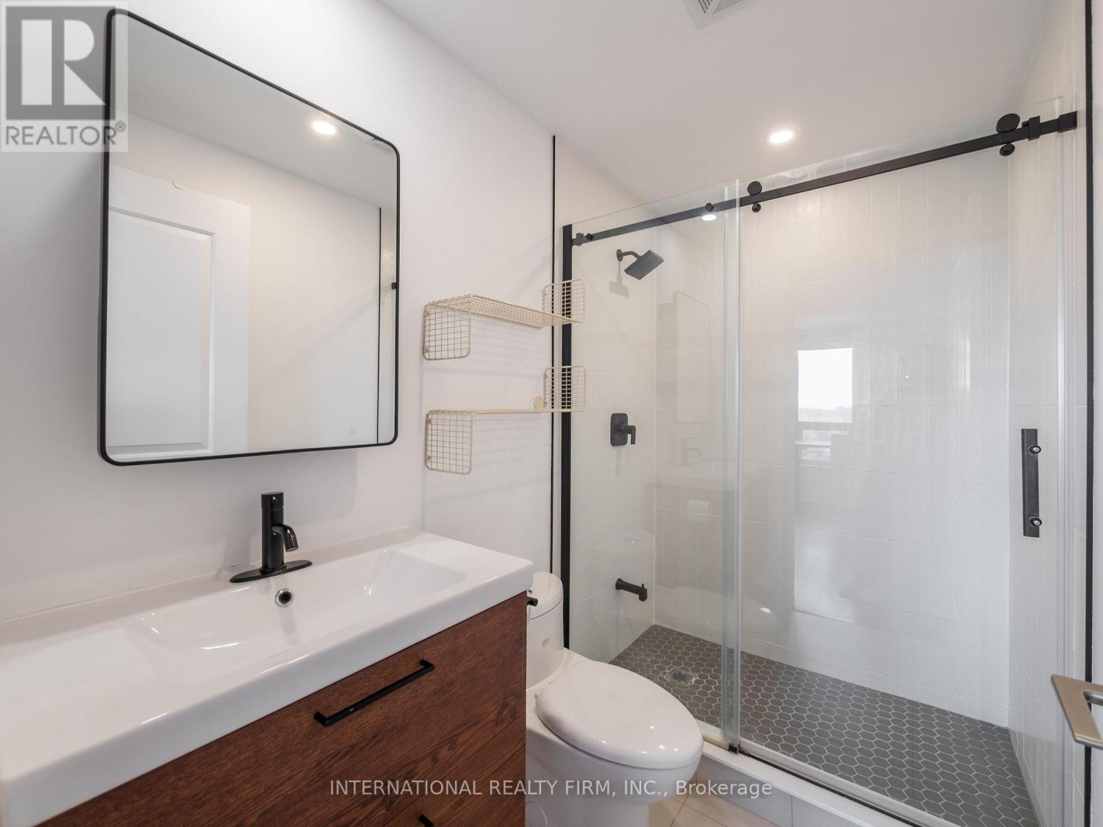 100 Harrison Garden Boulevard — photo 15