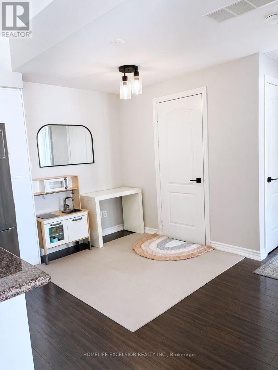 226- 1837 Eglinton Avenue South, Toronto, ON photo 18