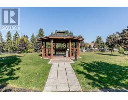 1002 - 11 Townsgate Drive, Vaughan, ON L4J8G4 Photo 16