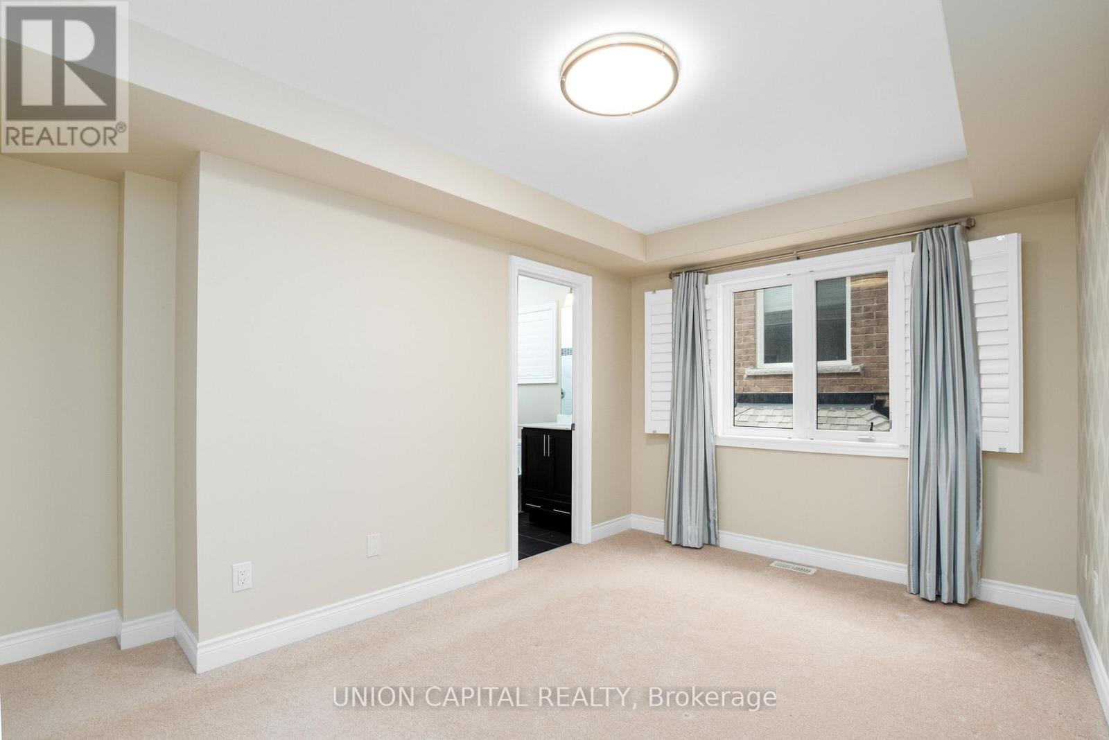 24 Royal West Road, Markham, ON photo 35