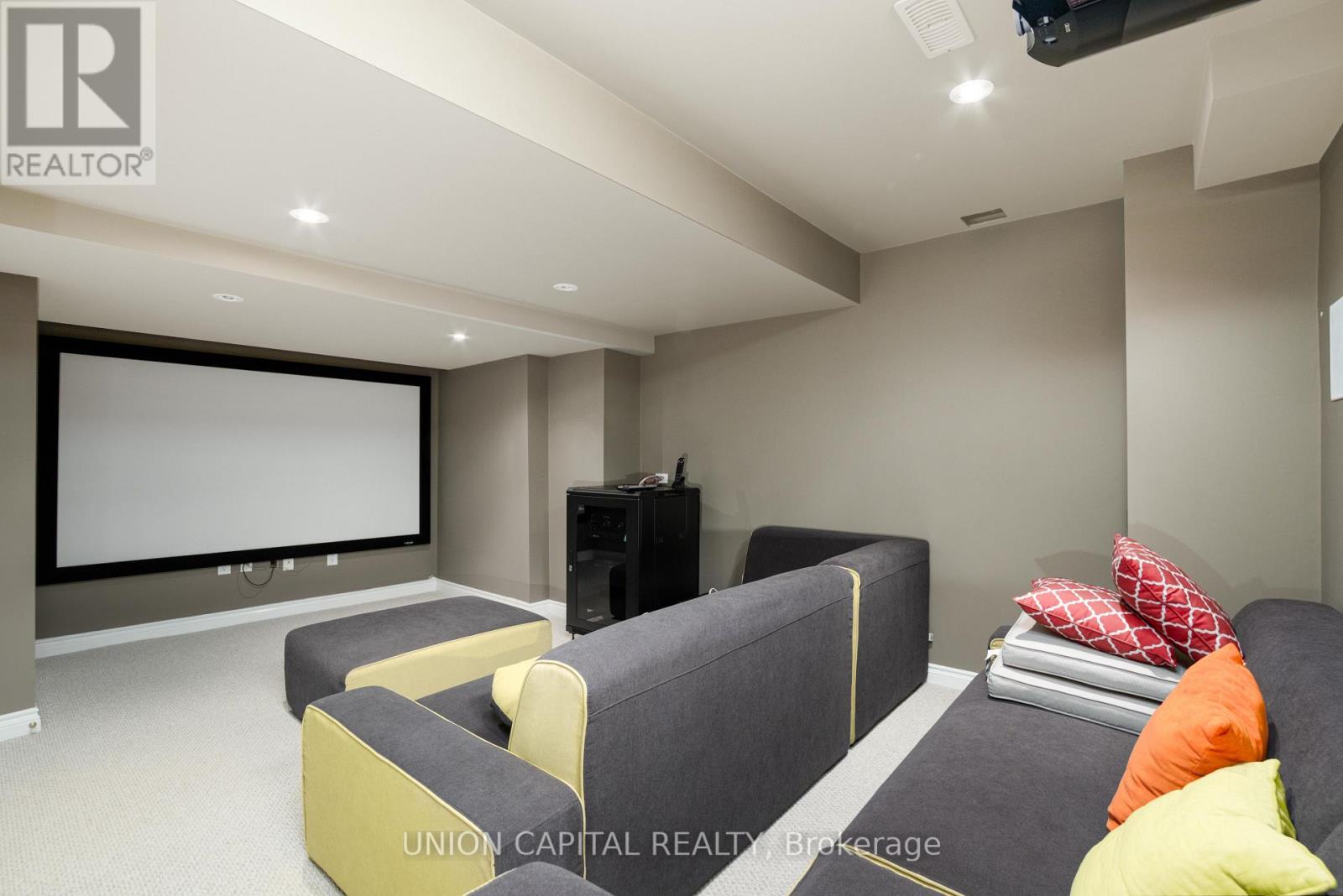 24 Royal West Road, Markham, ON photo 41