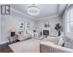 2 Kingshill Road, Richmond Hill, ON L4E4B1 Photo 12