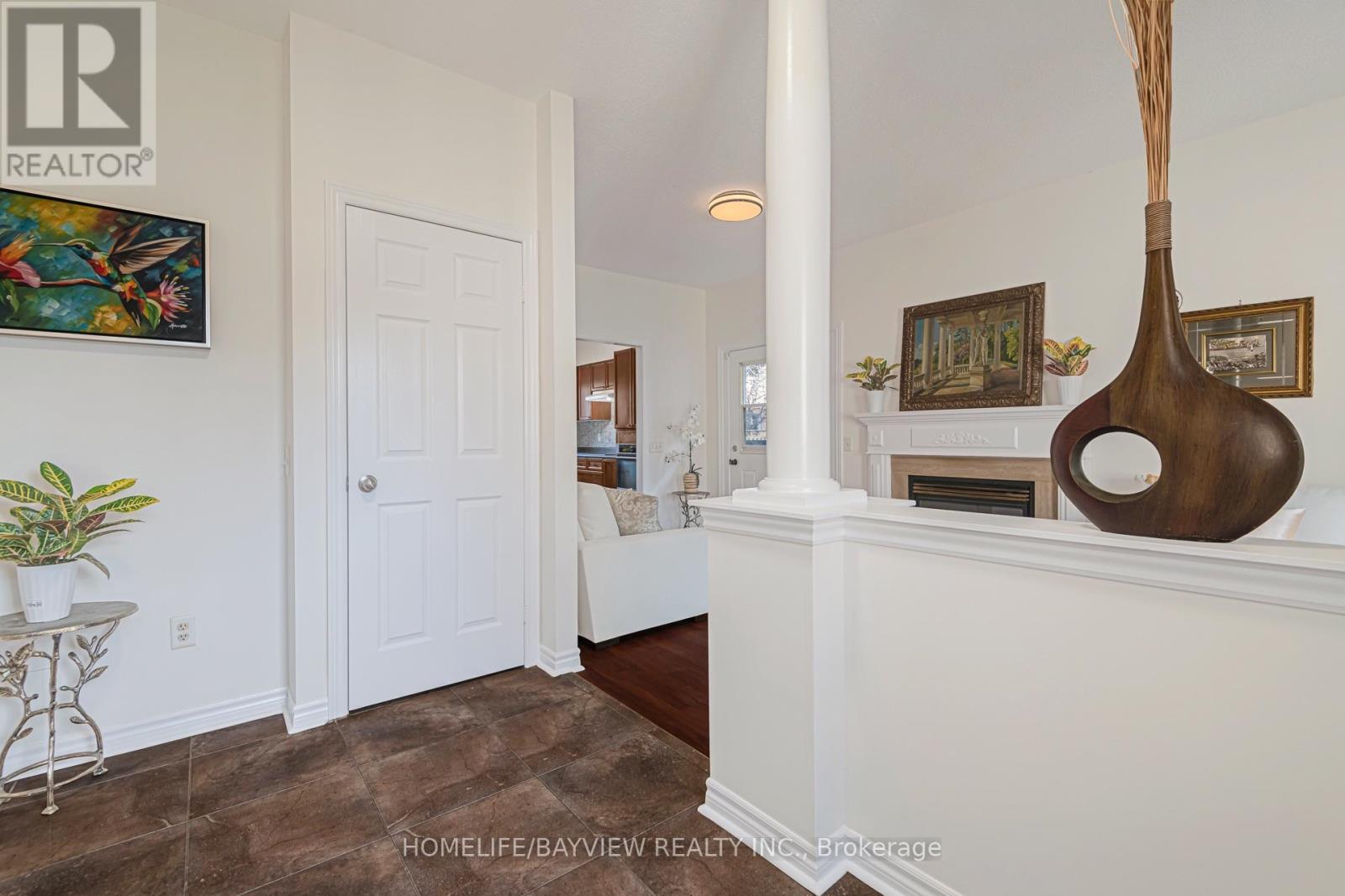 126 Raymond Crescent, Barrie, ON photo 3