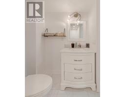 126 Raymond Crescent, Barrie, ON L4N0X7 Photo 20