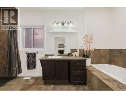 Bedroom 4 - 126 Raymond Crescent, Barrie, ON L4N0X7 Photo 8