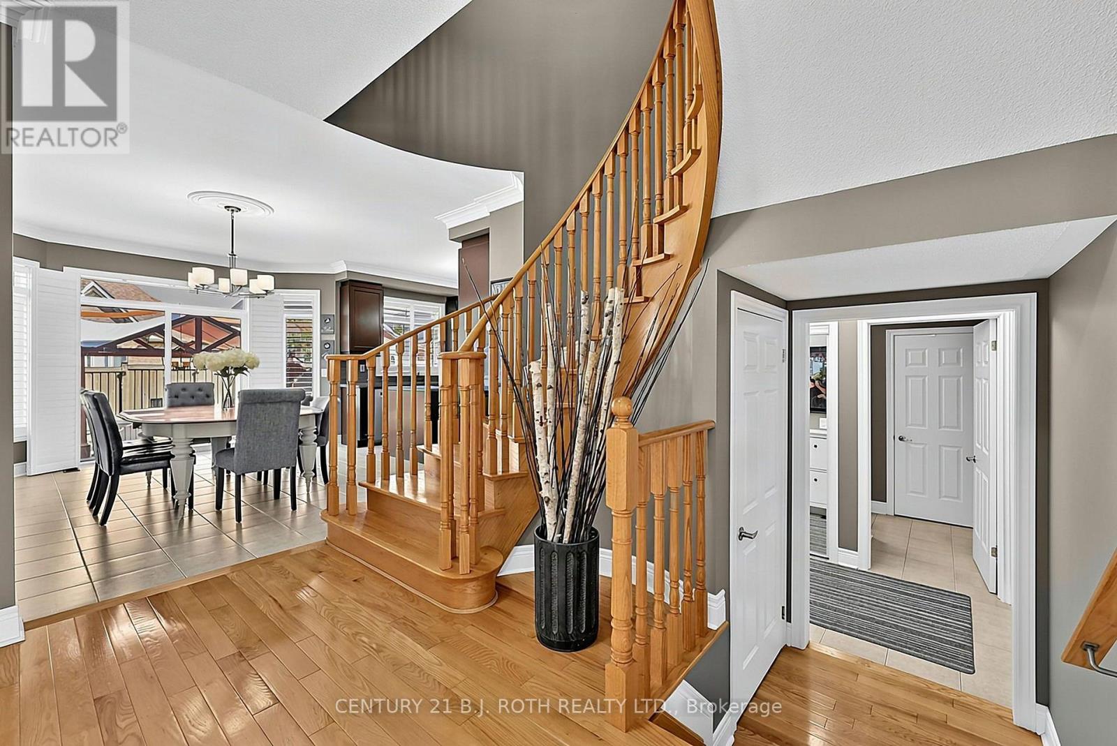 81 ROYAL PARK BOULEVARD - 18