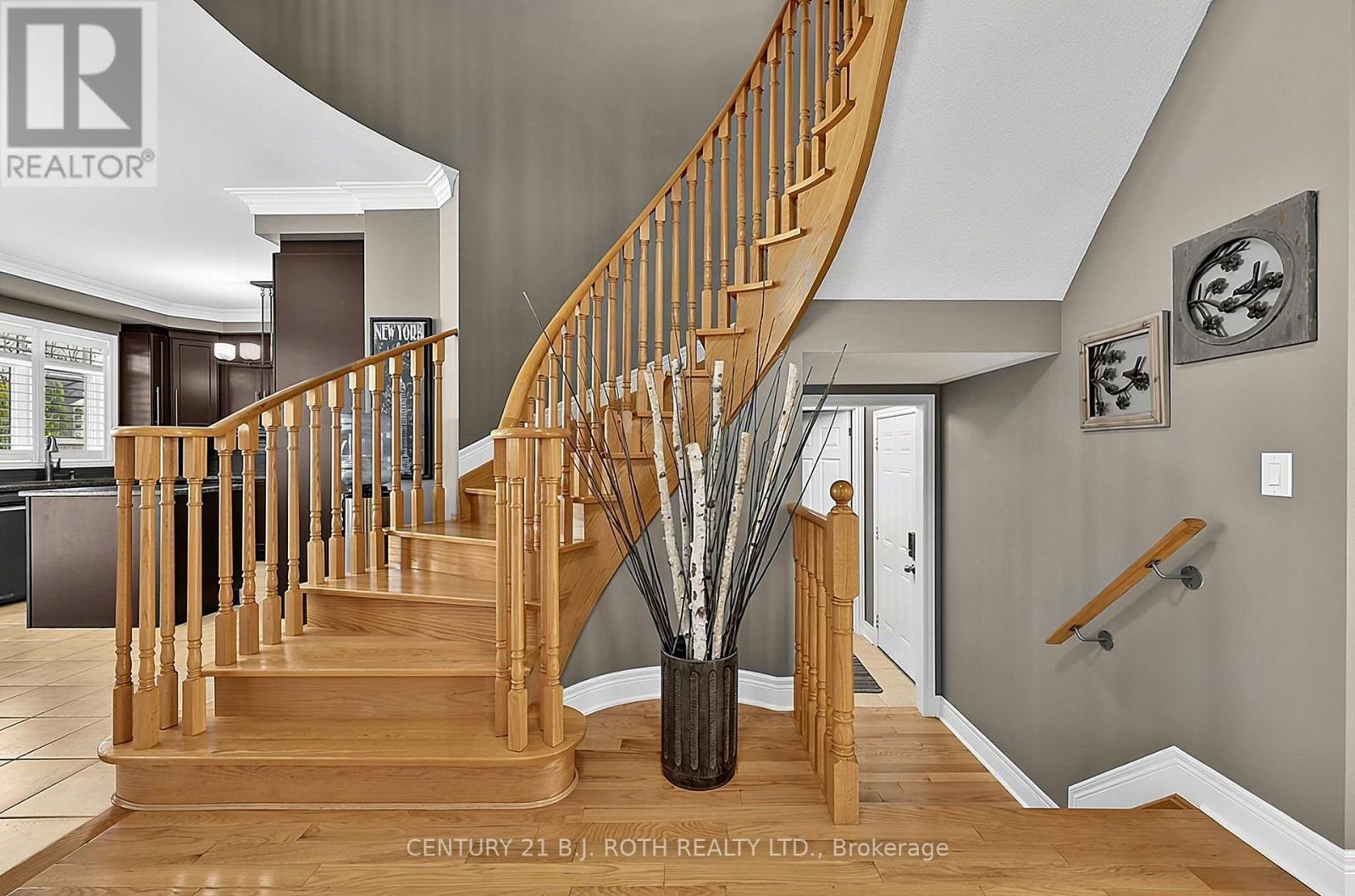 81 ROYAL PARK BOULEVARD - 20