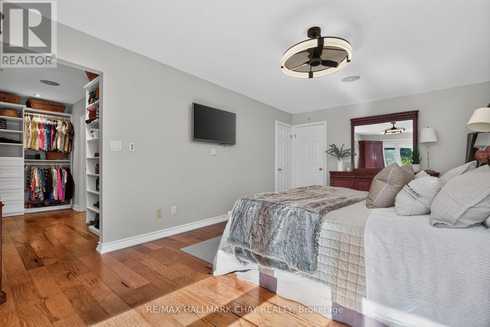 98 Idlewood Drive, Springwater, ON photo 17