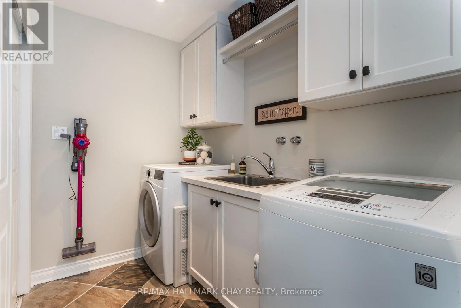 98 Idlewood Drive, Springwater, ON photo 27