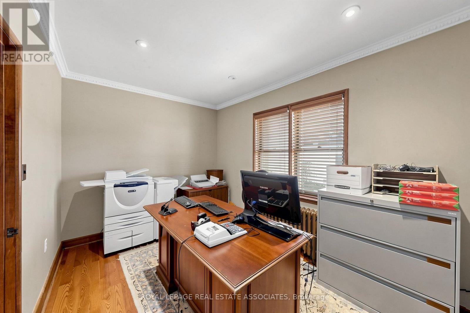 298 Lakeshore Road East, Mississauga, ON photo 21