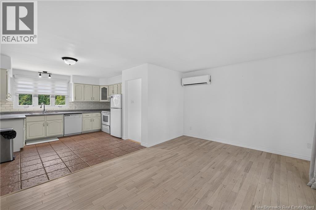 946 Francois Street - 10