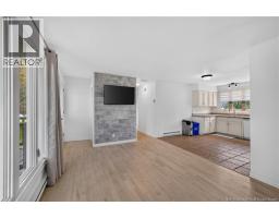 4pc Bathroom - 946 Francois Street, Beresford, NB E8K1L3 Photo 9