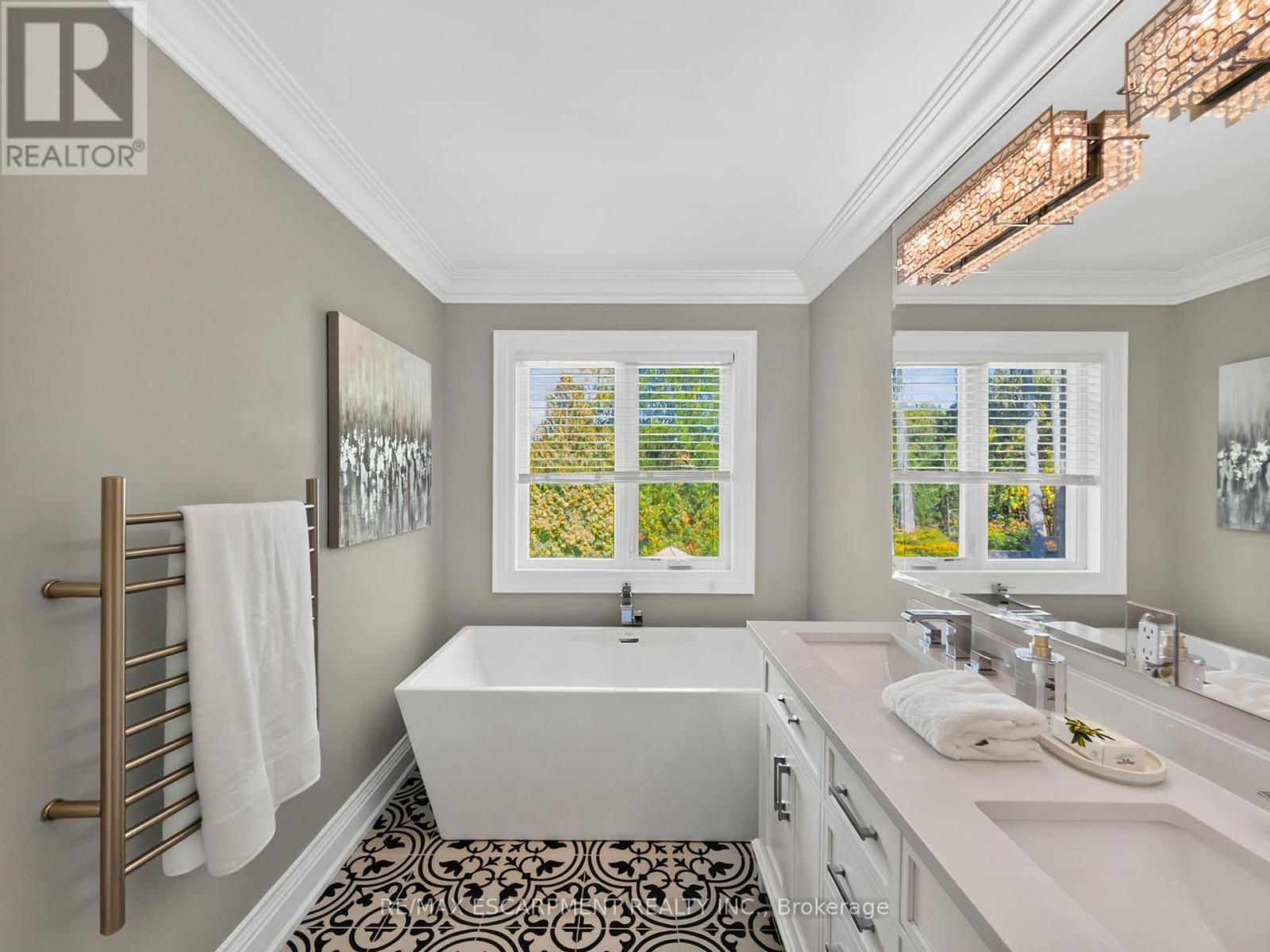 389 Belvenia Road, Burlington, ON photo 25