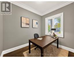 Living room - 389 Belvenia Road, Burlington, ON L7L2G7 Photo 6