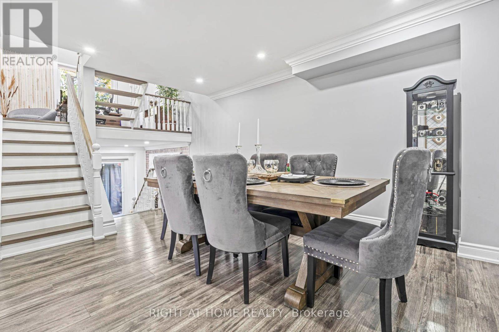 36 BURTON ROAD W - 15
