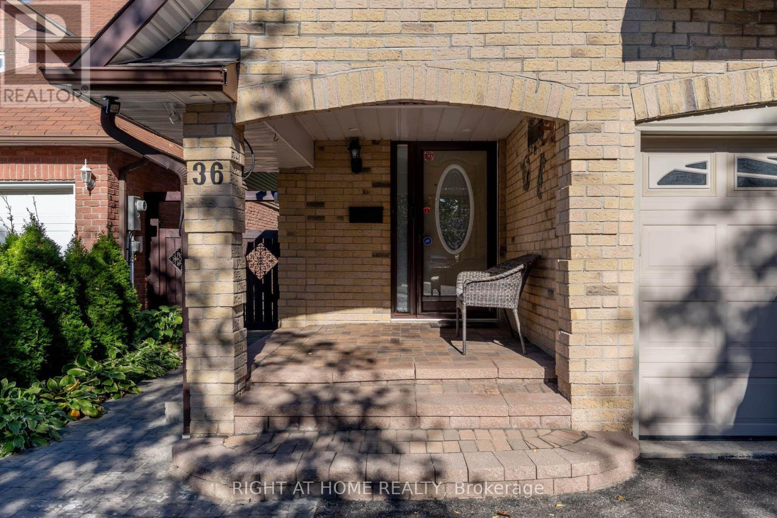 36 BURTON ROAD W - 7