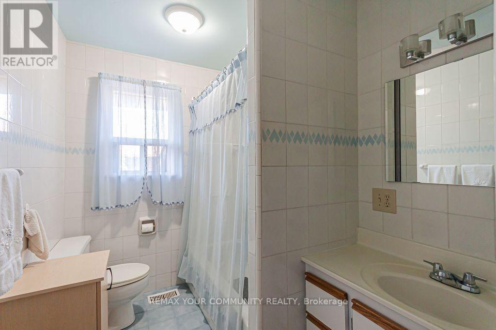 15 VALENCIA CRESCENT - 19
