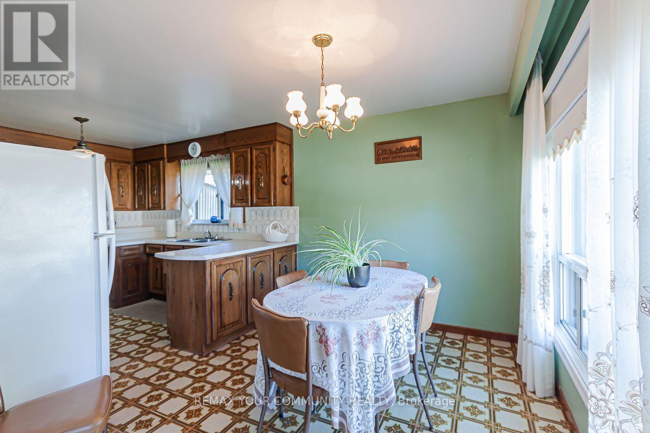 15 VALENCIA CRESCENT - 8