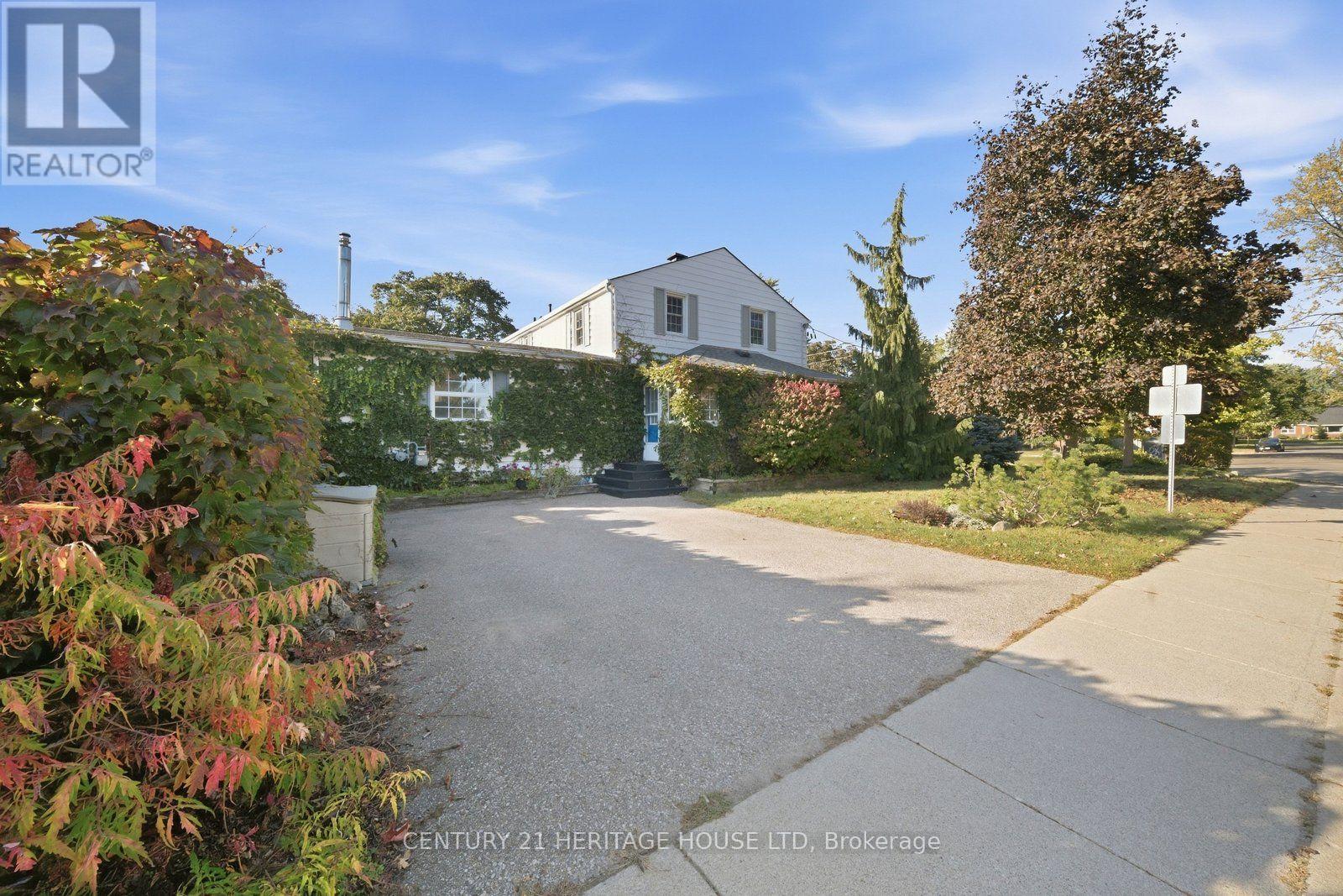 144 St George Street, Brantford, ON photo 2
