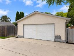 10 Bissett Crescent, Winnipeg, MB R2Y1B6 Photo 29