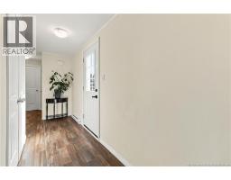52 Cranbrook Lane, photo 3