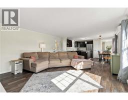 52 Cranbrook Lane, photo 9