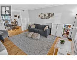 203 Twin Oaks Drive, photo 4