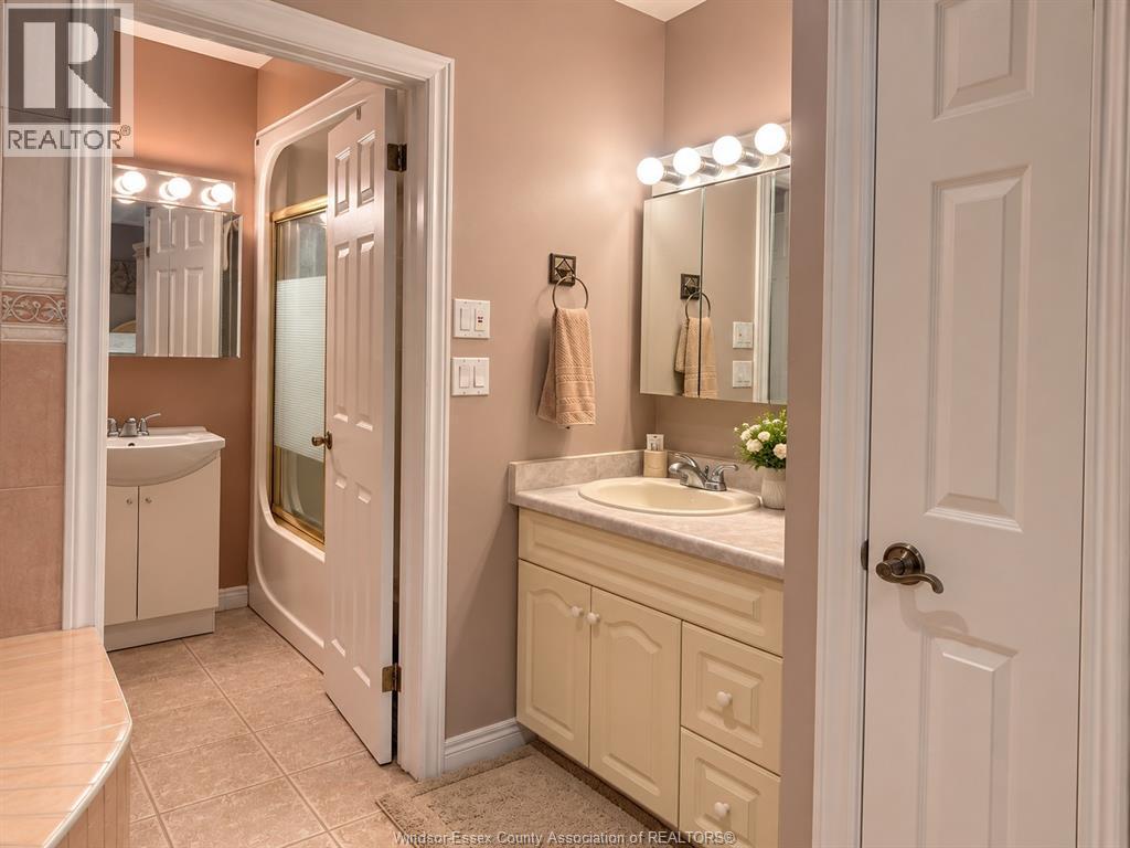 1058 NOVA DRIVE - Image 13